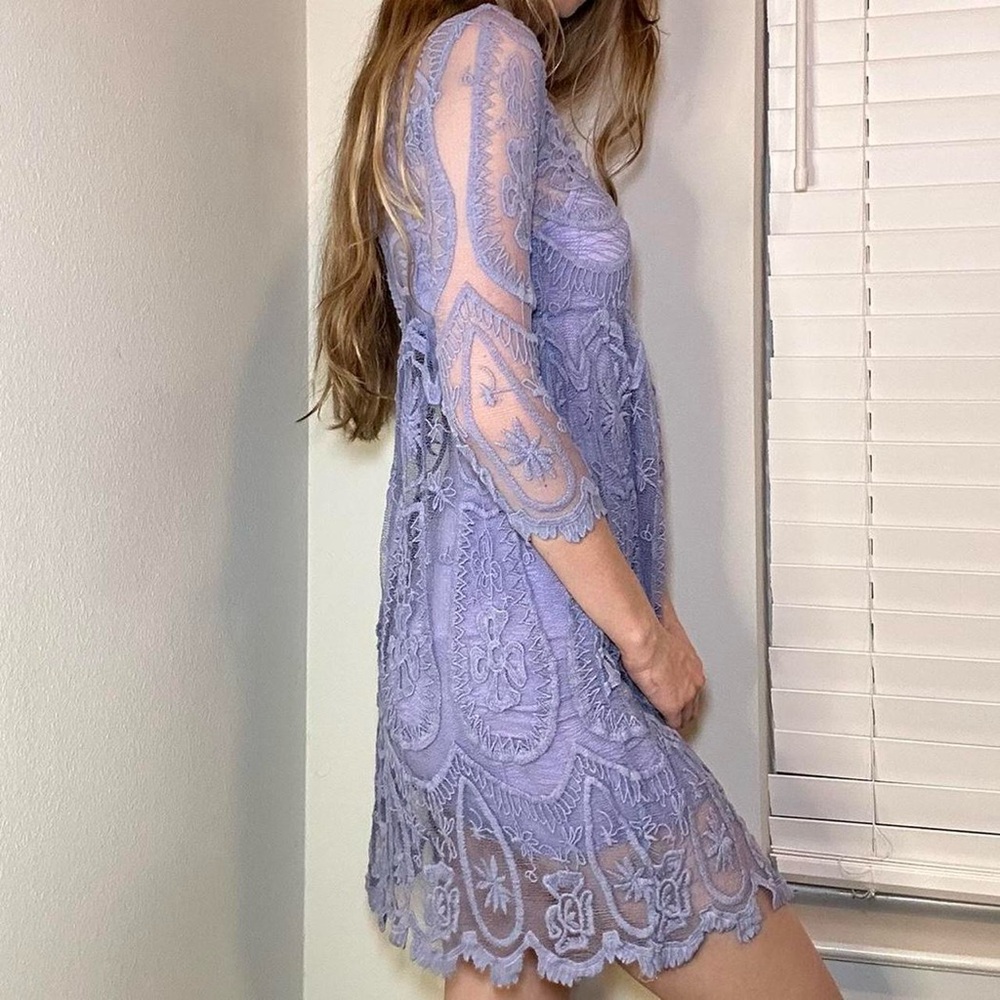 Purple lace dress - Picture 6 of 8